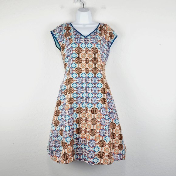 Sundance Dress 4100% Silk A-Line Knee Length Damask Print Short Sleeve